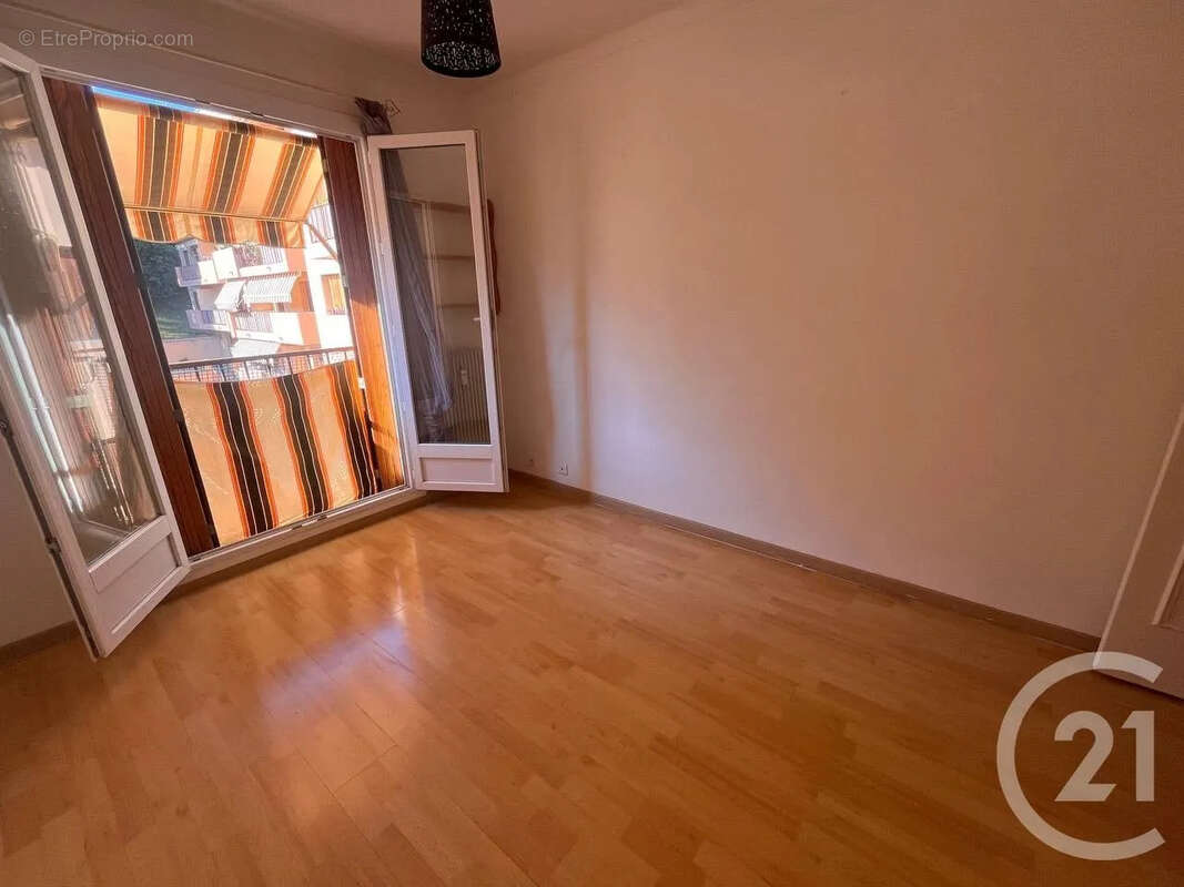 Appartement 46 m² à Roquebrune-Cap-Martin  - photo 5