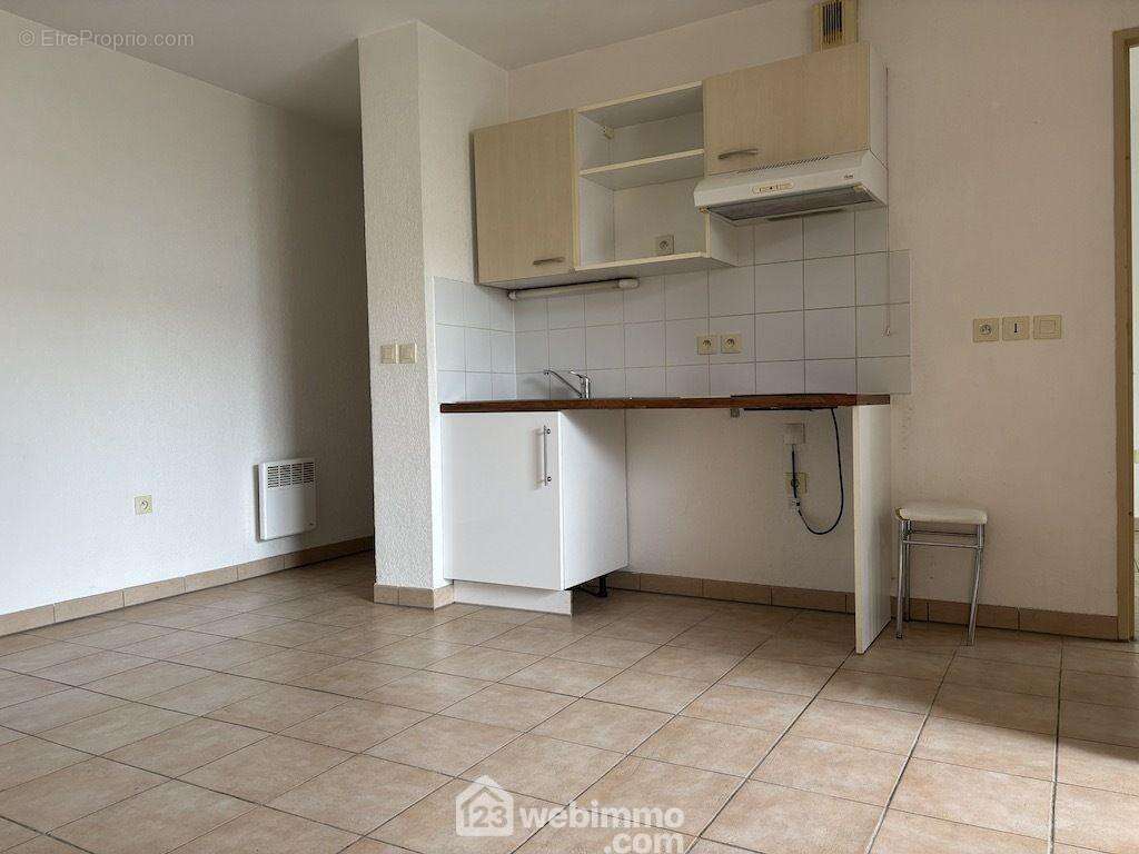 En vue inversée. - Appartement à POITIERS