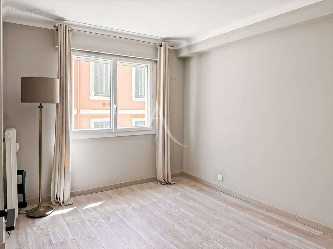 Le cannet secteur cannet mairie : magnifique 3p 58 m² - photo 5