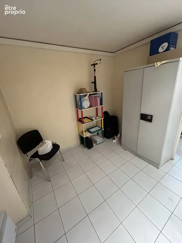 Appartement de 29 m2 à vendre   fort potentiel d’aménagement - photo 3