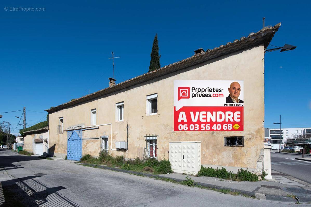 Maison à LE PONTET