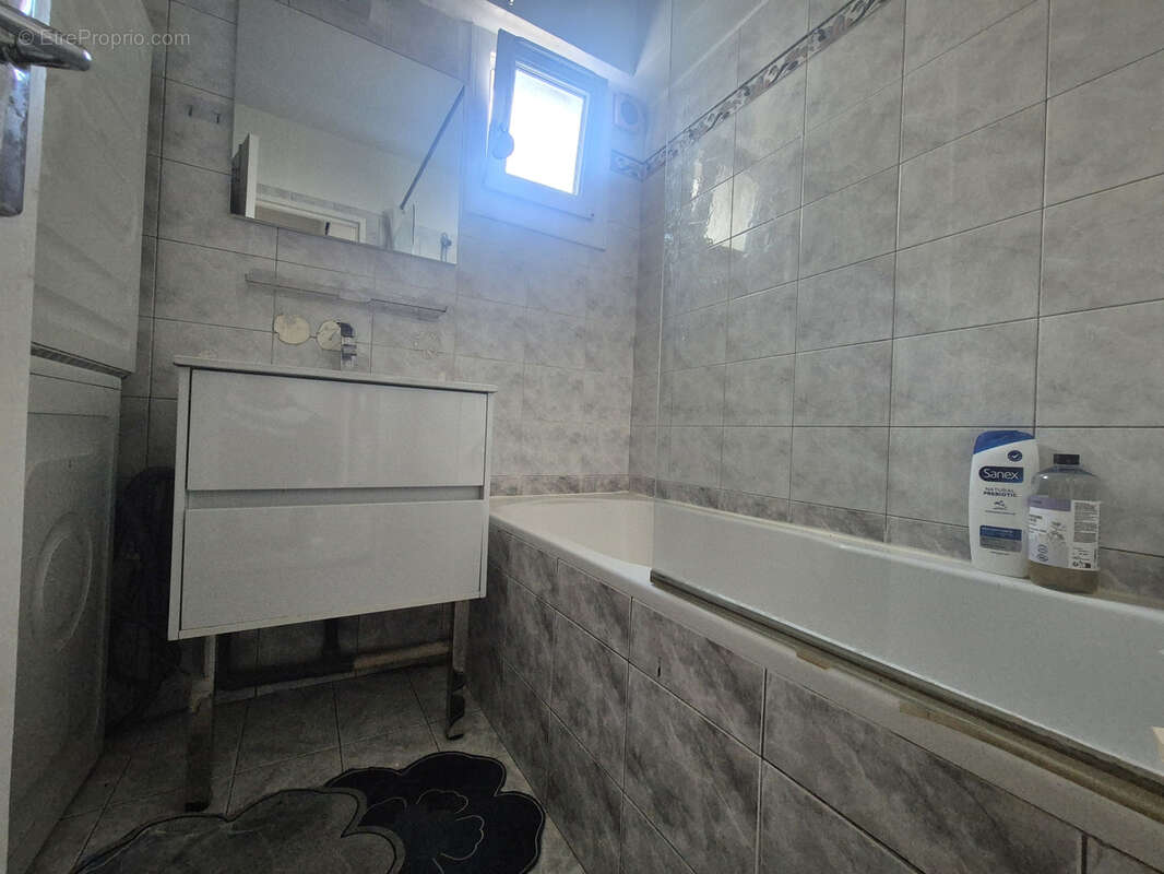 Appartement à BAGNEUX