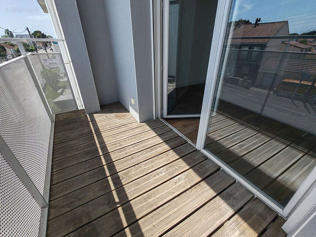 Appartement à SAINT-SEBASTIEN-SUR-LOIRE