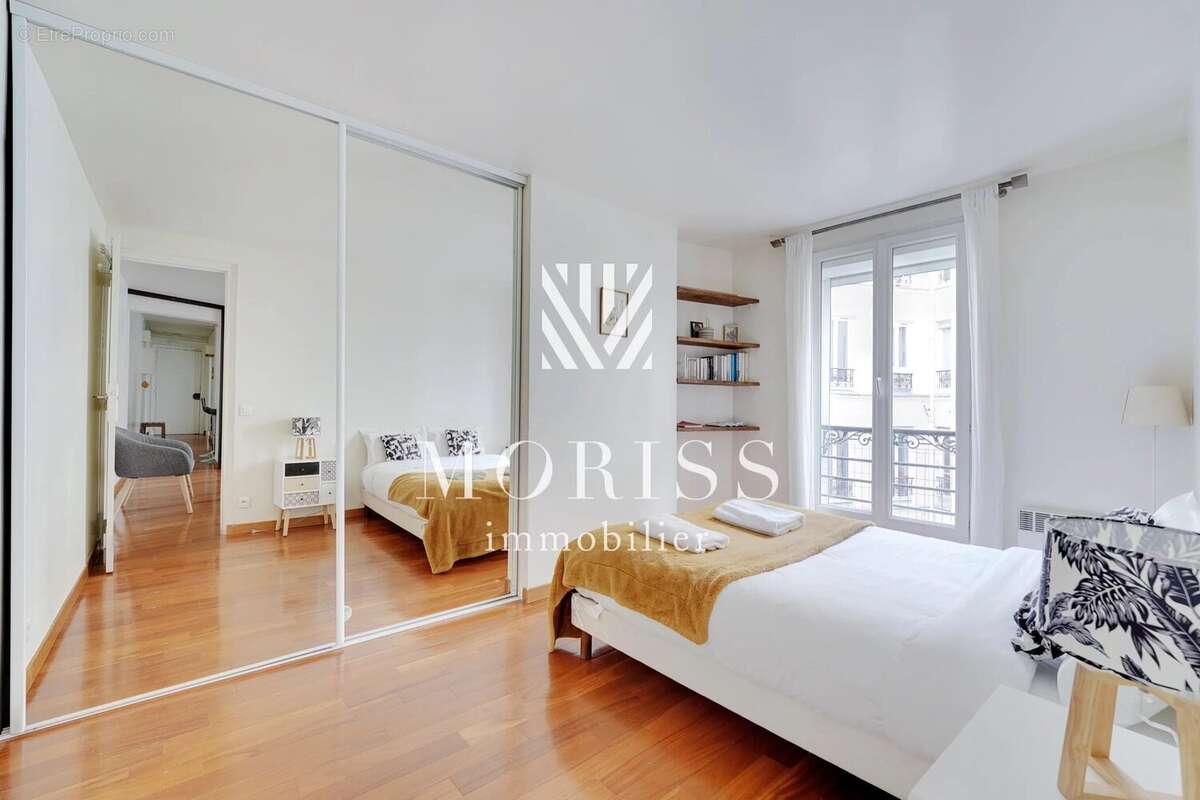 Appartement à PARIS-10E