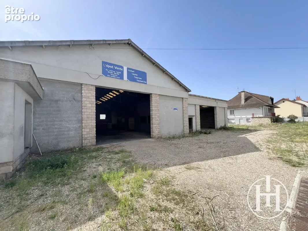 Pavillon sur sous-sol avec hangar - photo 9