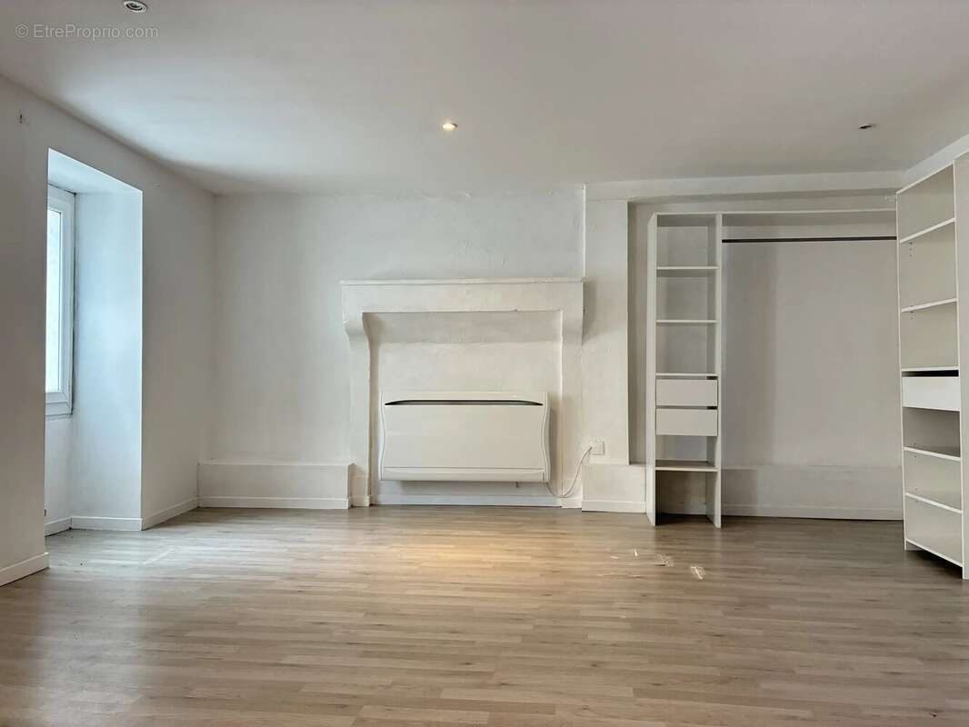 Maison de ville à Montmorillon, idéal pour investisseurs - photo 8