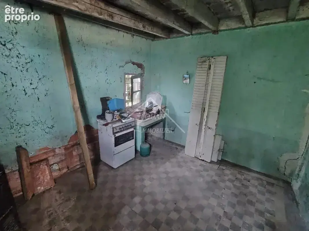 Petite maison à rénover au Donjon - photo 2