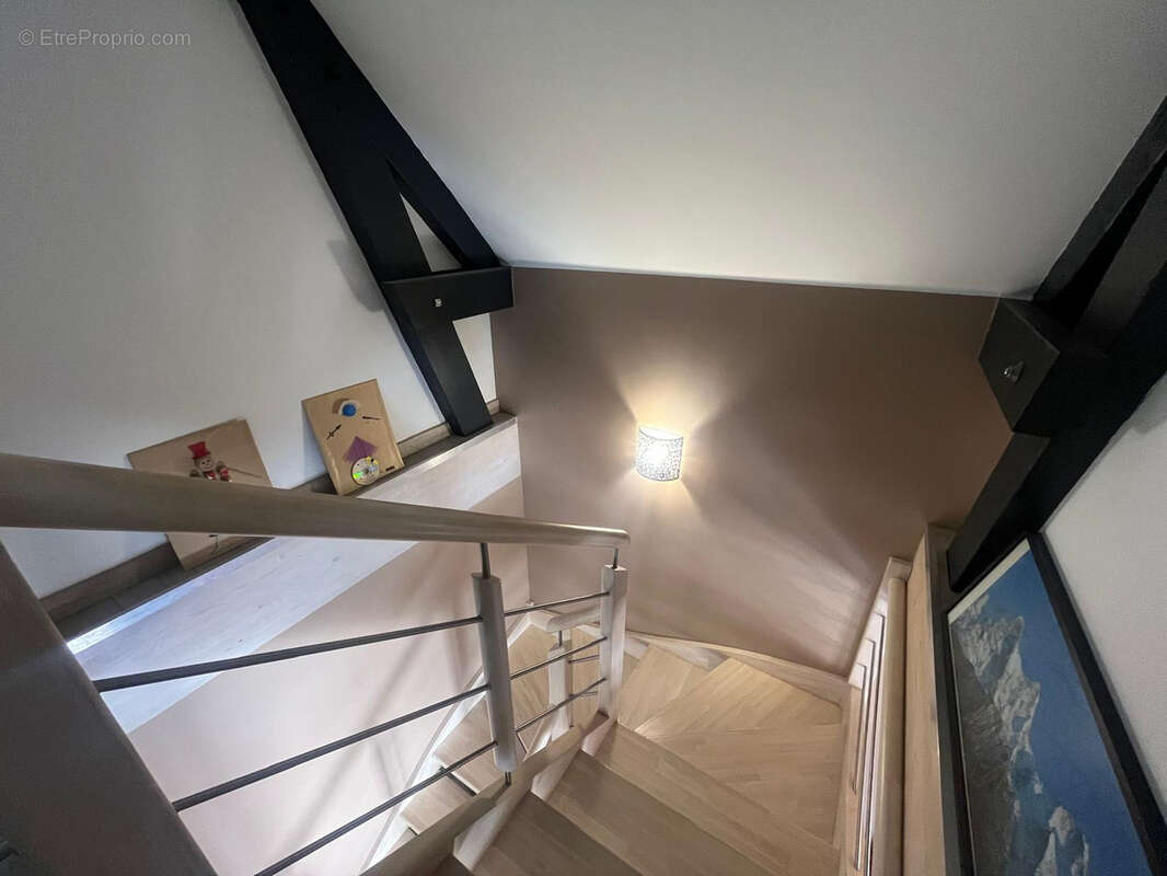 Maison contemporaine de 2015 - 4 chambres   Véranda   Garage   Carport camping-car - photo 8