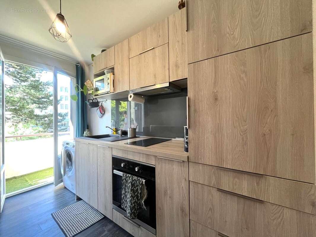 Appartement à FONTAINE