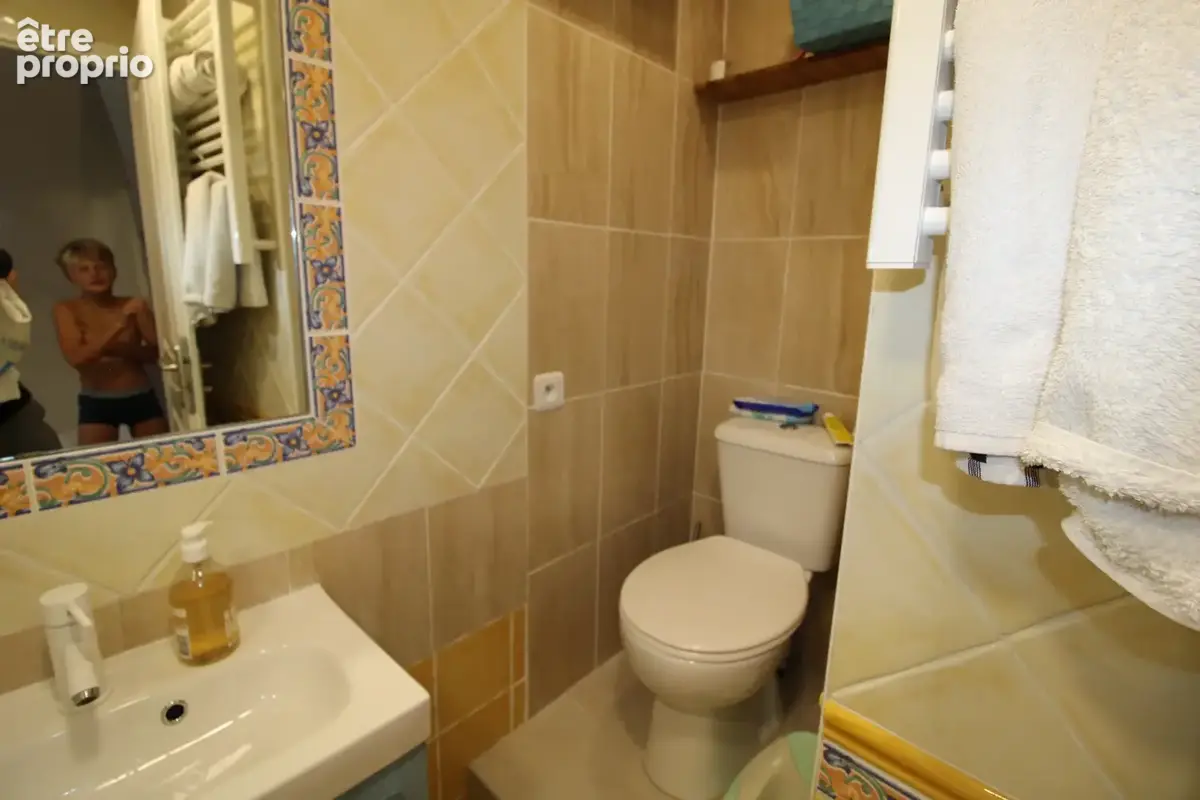 Allauch vieux village - Maison rénovée 102 m2 - 3 chambres + bureau ou dressing - photo 10
