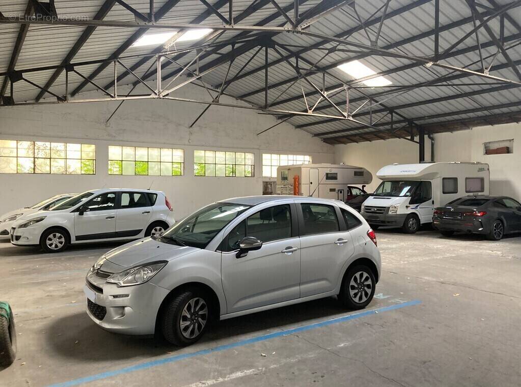 Parking à MONTELIMAR