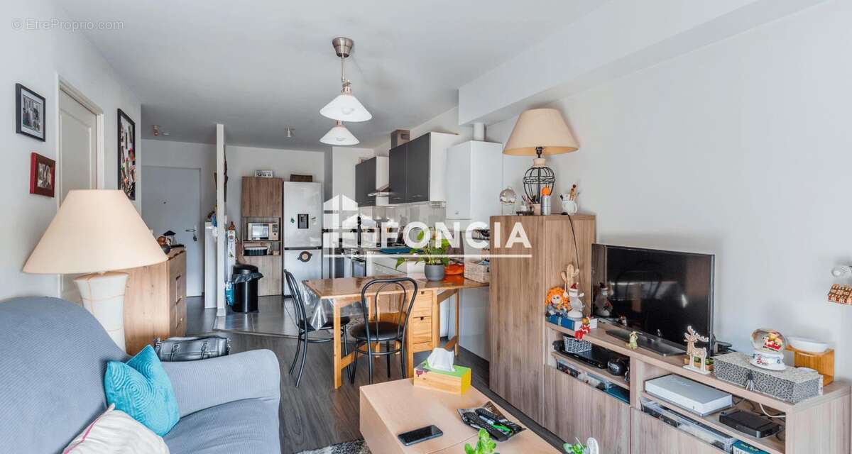 Appartement à SCY-CHAZELLES