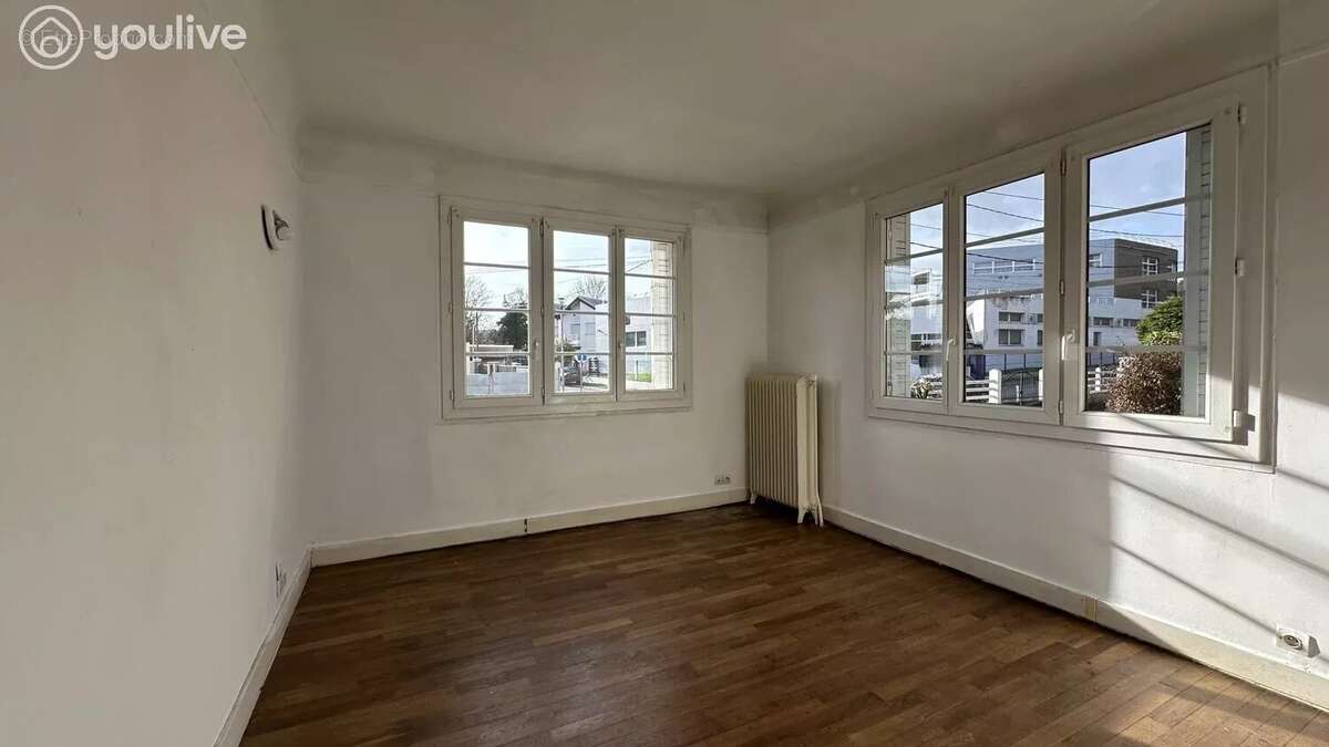 Maison à SAINT-GERMAIN-LES-ARPAJON