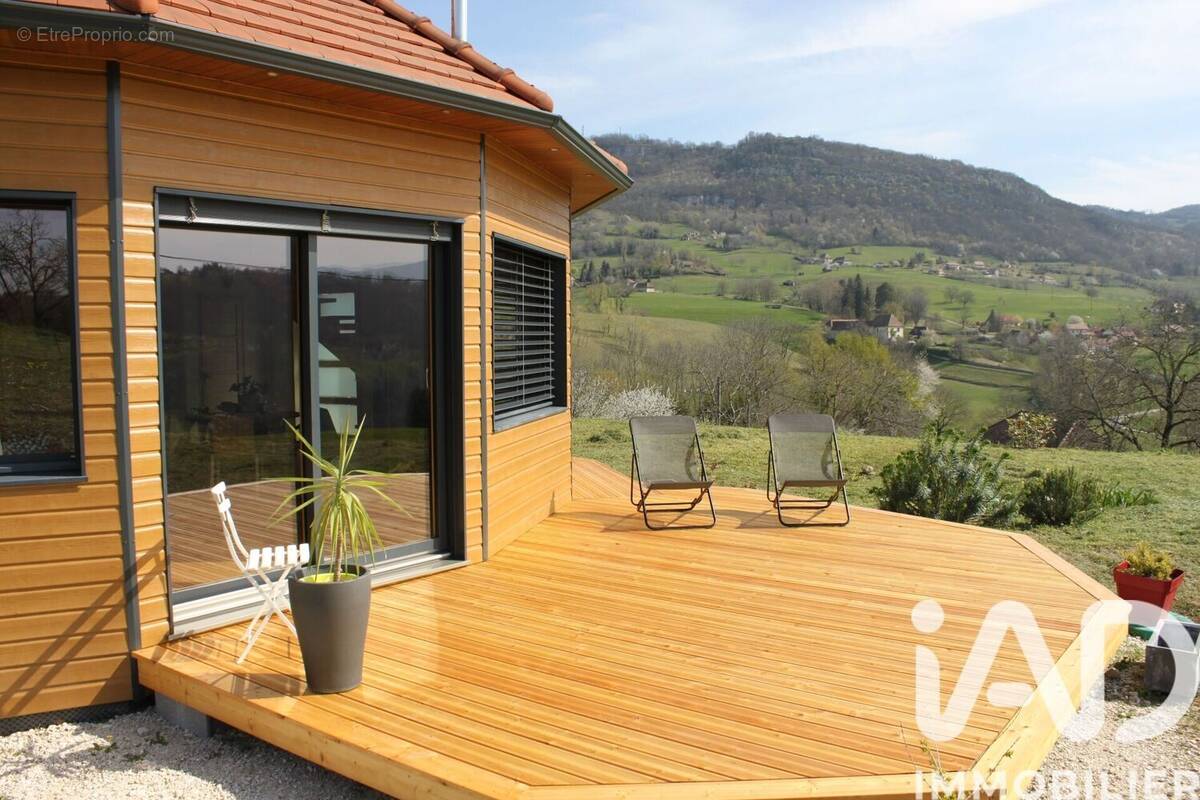 Photo 1 - Maison à SAINT-GENIX-SUR-GUIERS