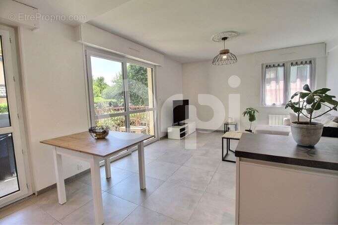 Appartement à DOUVAINE