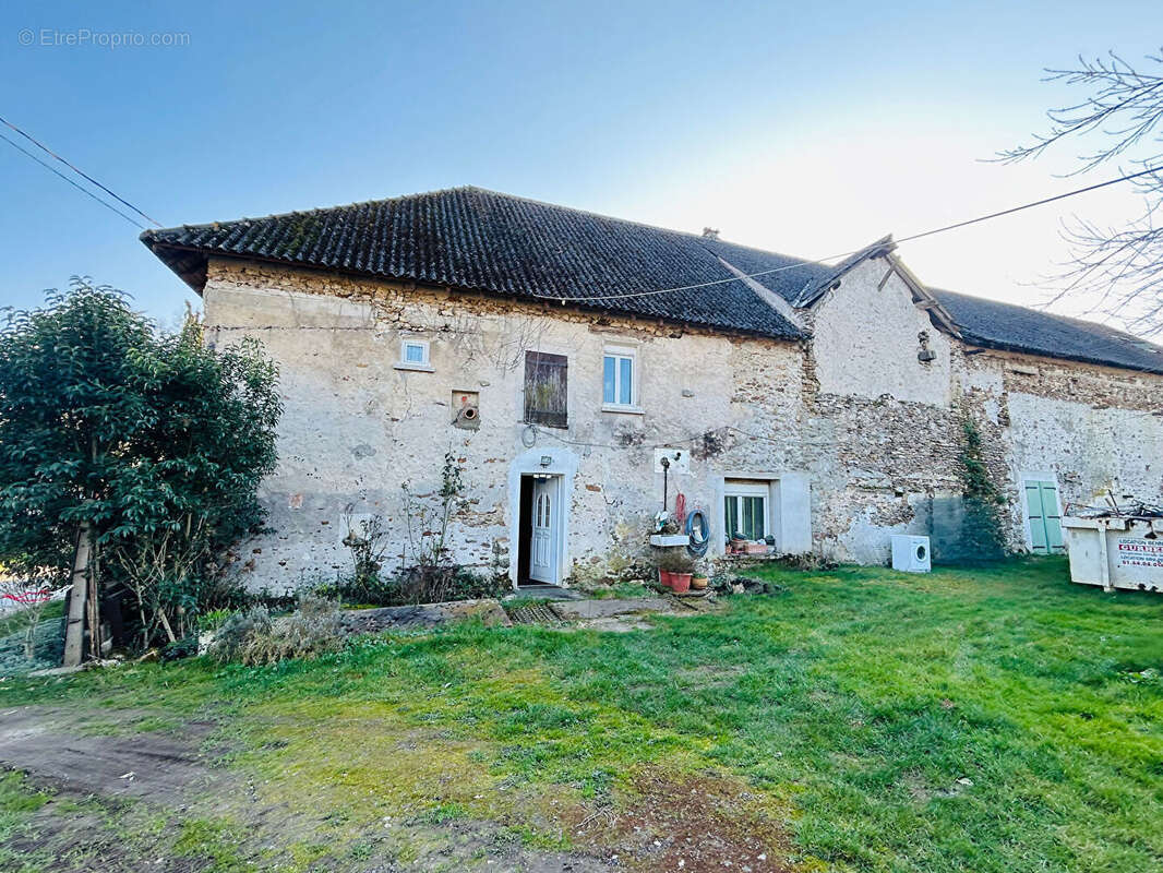 Maison à LA FERTE-GAUCHER