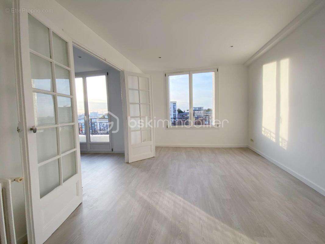 Appartement à PARIS-19E
