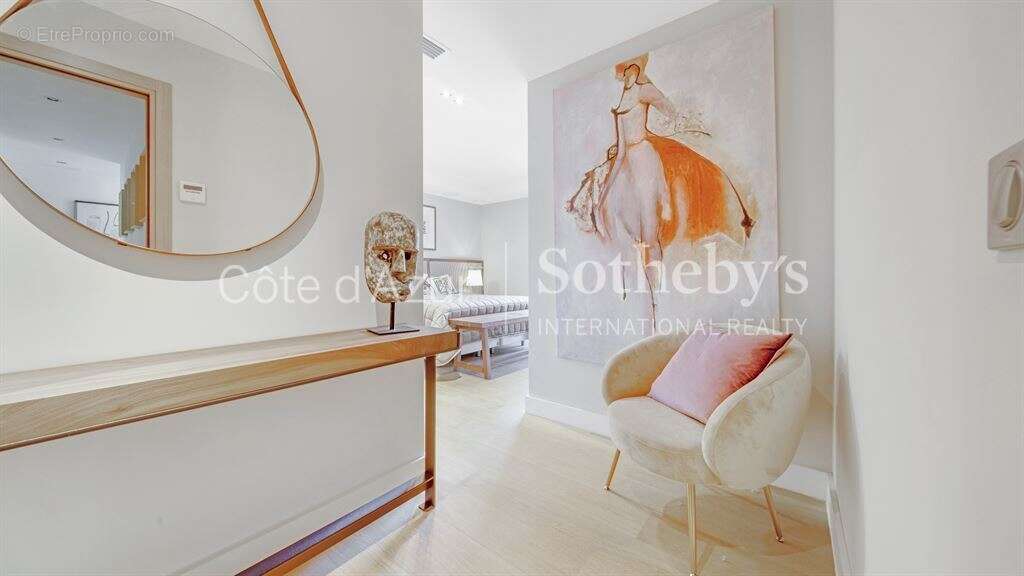 Appartement à LES ISSAMBRES