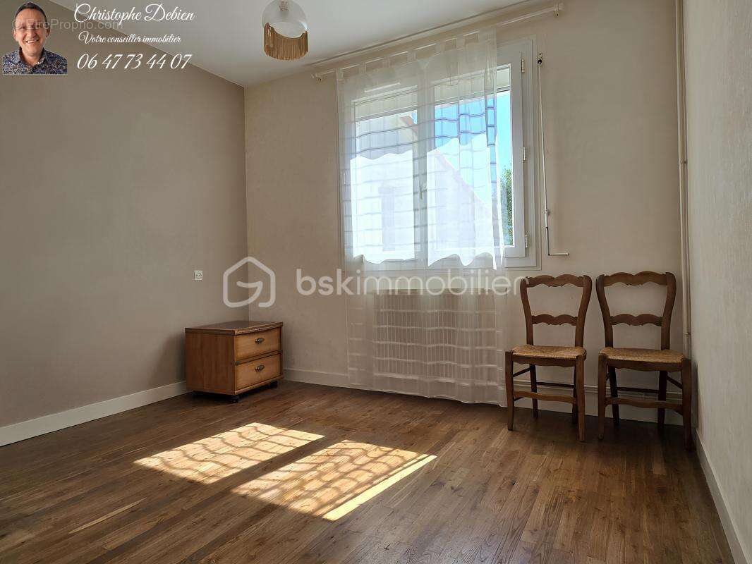 Maison à LES HERBIERS