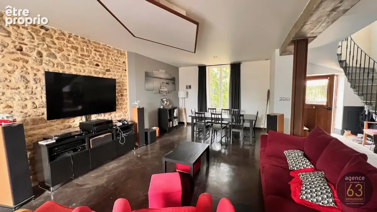 Maison 6 pièces 261 m² à vendre à Saint-Germain-Lembron (63340) - photo 3