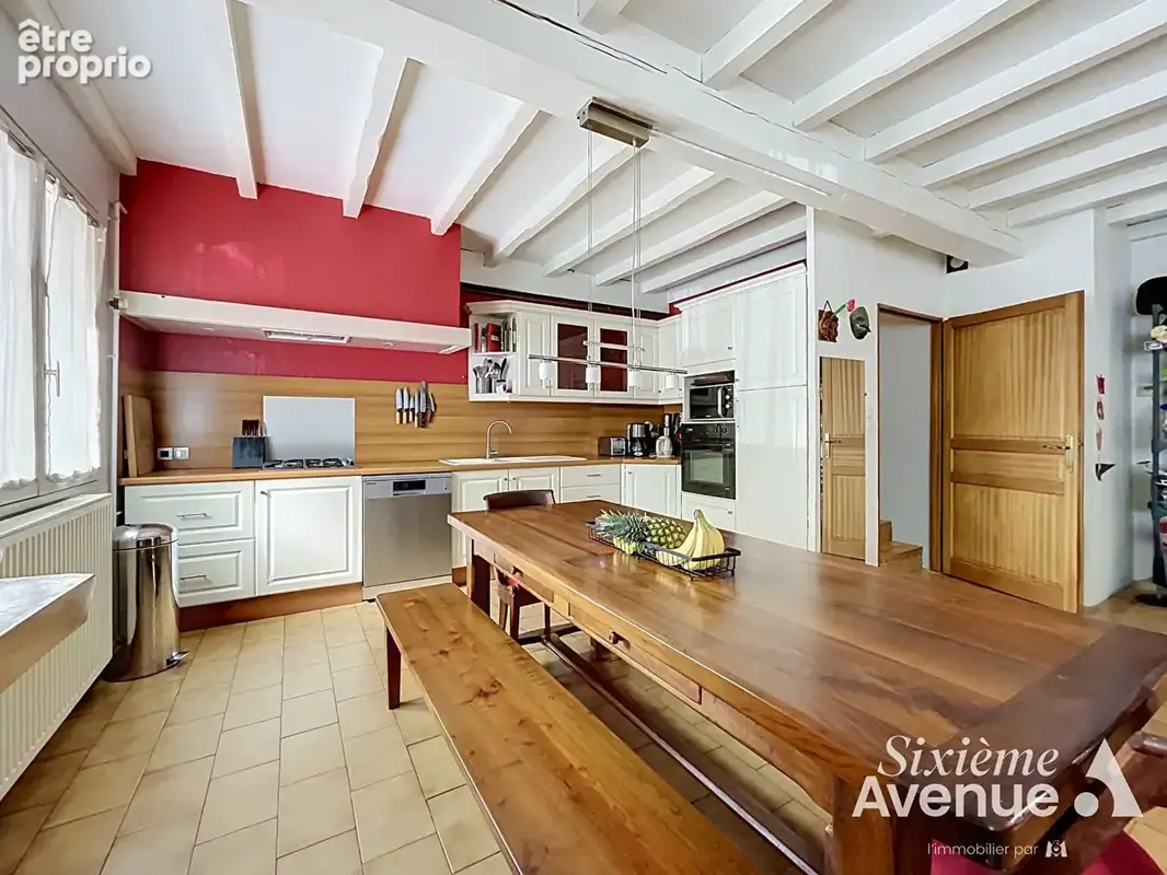 Maison de village Saint Symphorien D'Ozon 4 pièces - 3 chambres 140 m² utiles - photo 4