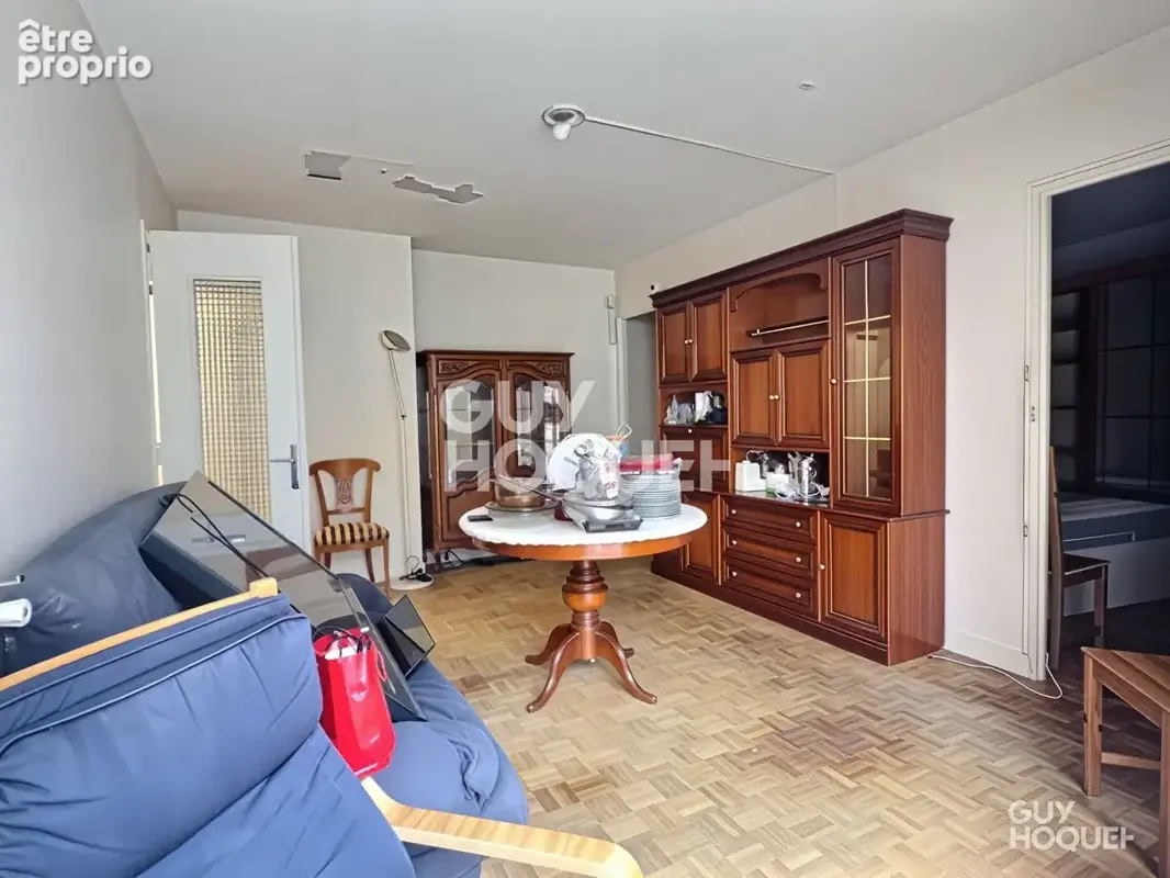Gros potentiel - 2 pièces 44m2 + 5 m2 de balcon - photo 2
