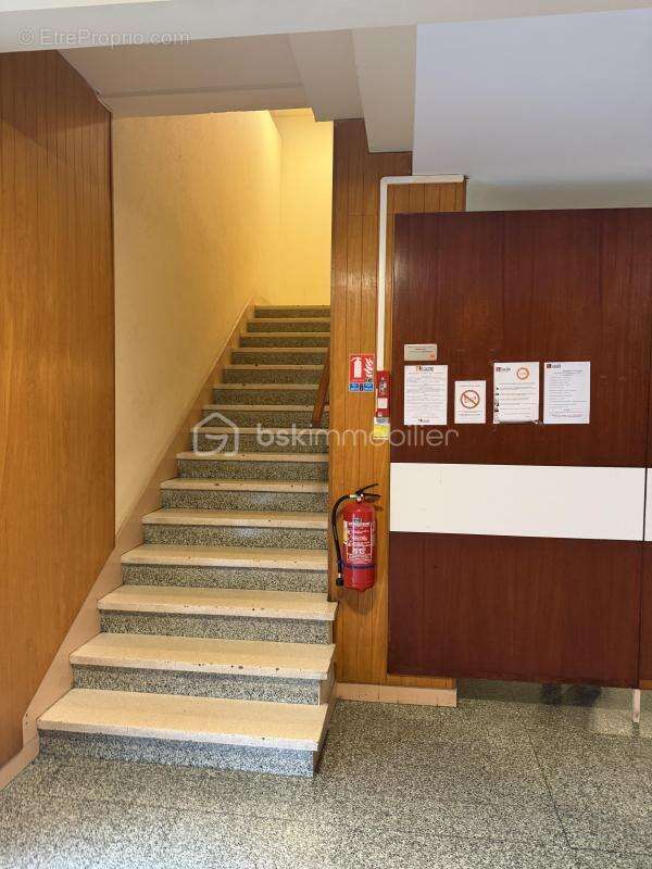À VENDRE – Périgueux – Résidence au calme le long de la Voie Verte Appartement T4 de 78 m² – Terrasse + Garage – Proximité centr - photo 16