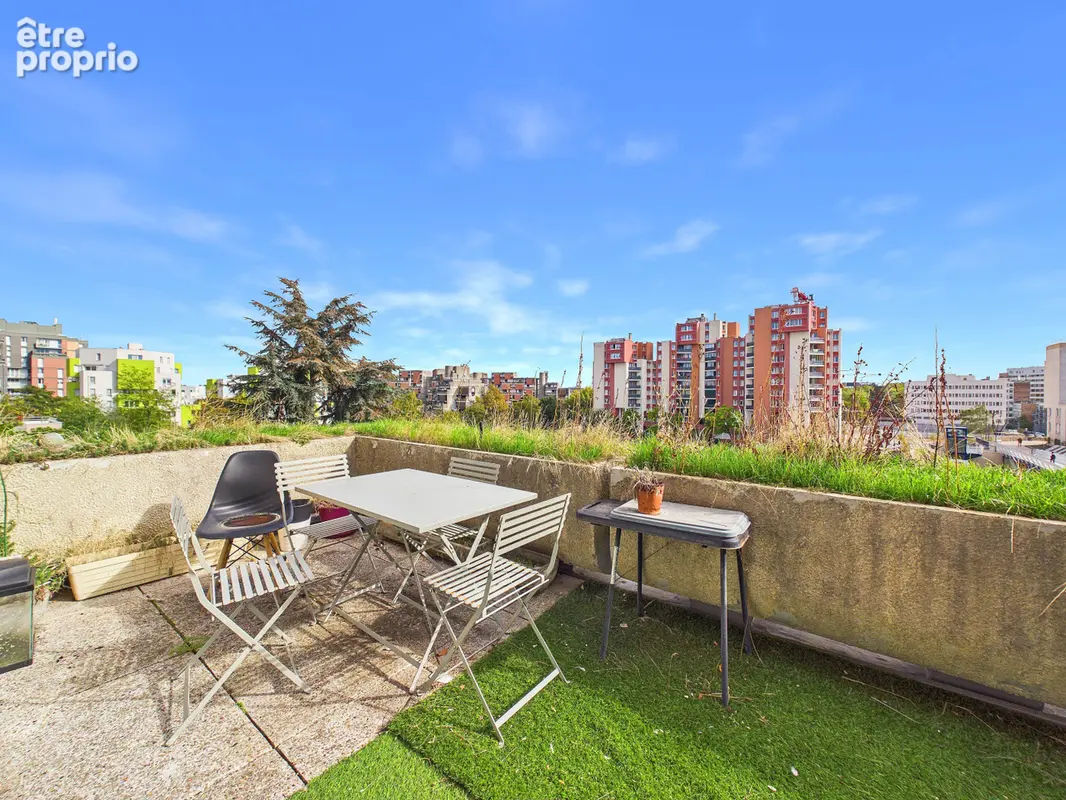 Appartement 4 pièces 77 m² à vendre à Evry (91000) - photo 1