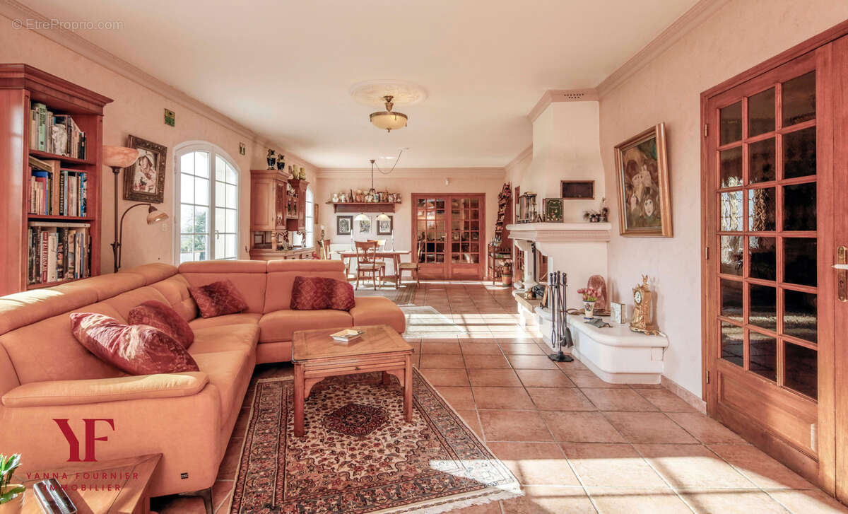 Maison à DIRINON