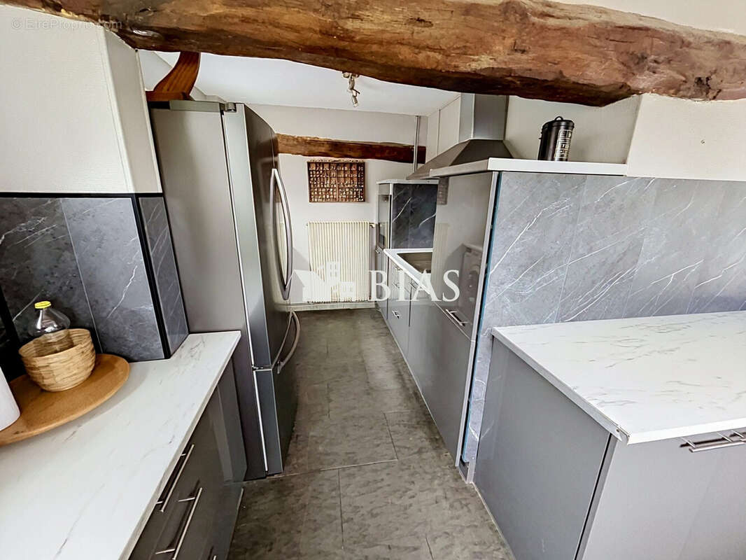 Maison 138 m² à Buchy  - photo 4