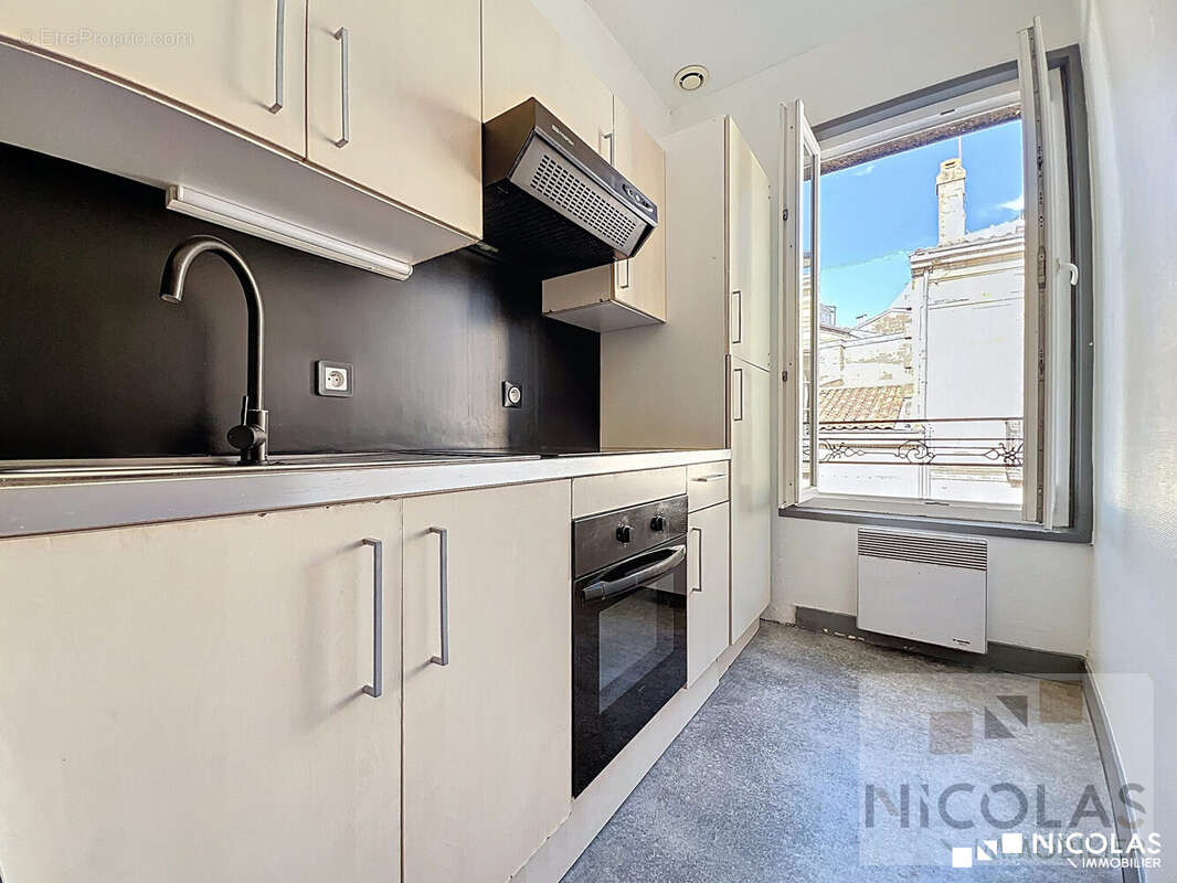 Appartement à BORDEAUX