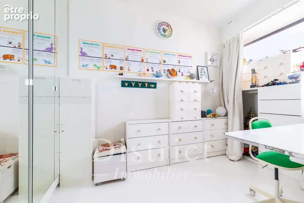 Montparnasse - 72m² Lumineux au calme et en étage élevé! - photo 6