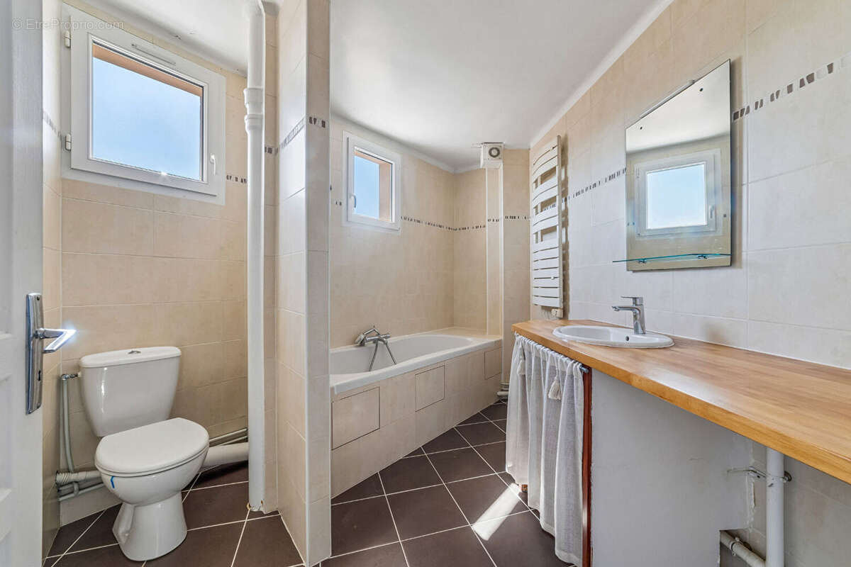 Appartement 61m² à nanterre - photo 4