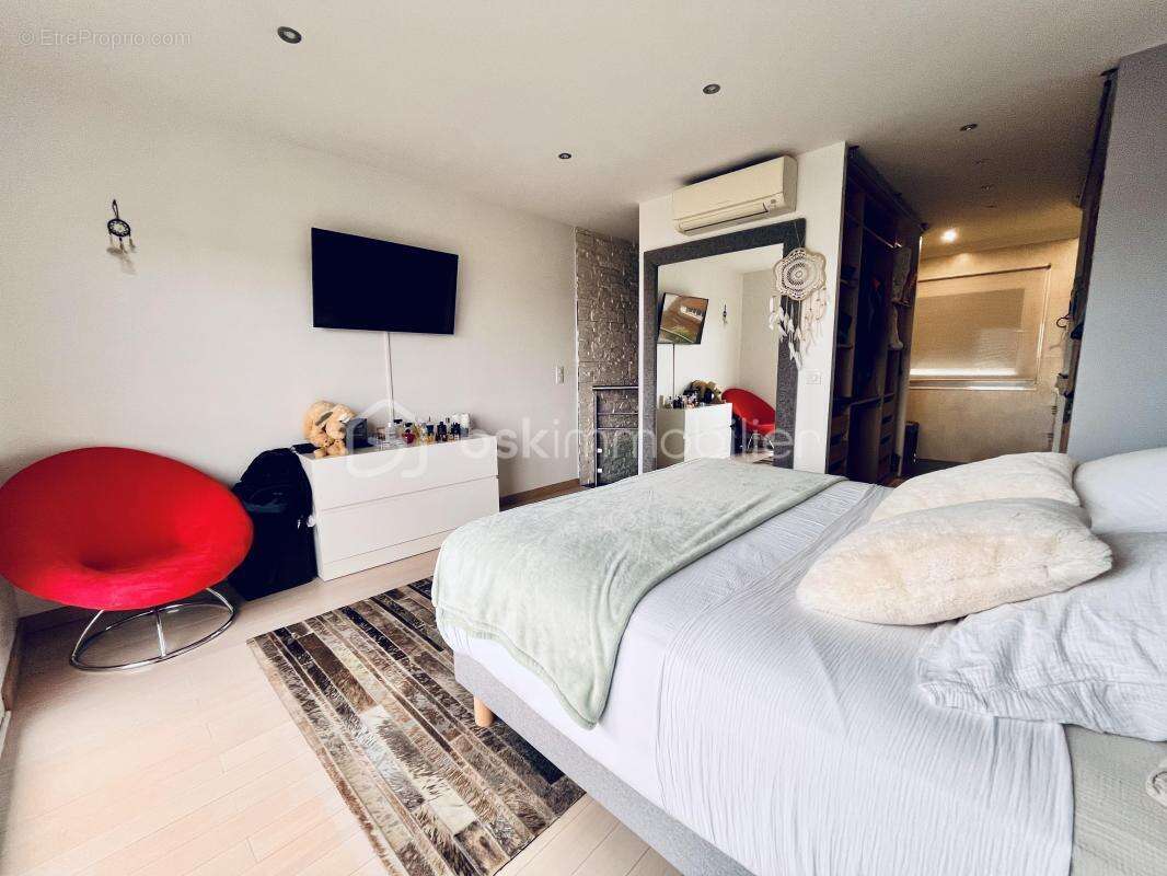 Maison à ORMESSON-SUR-MARNE