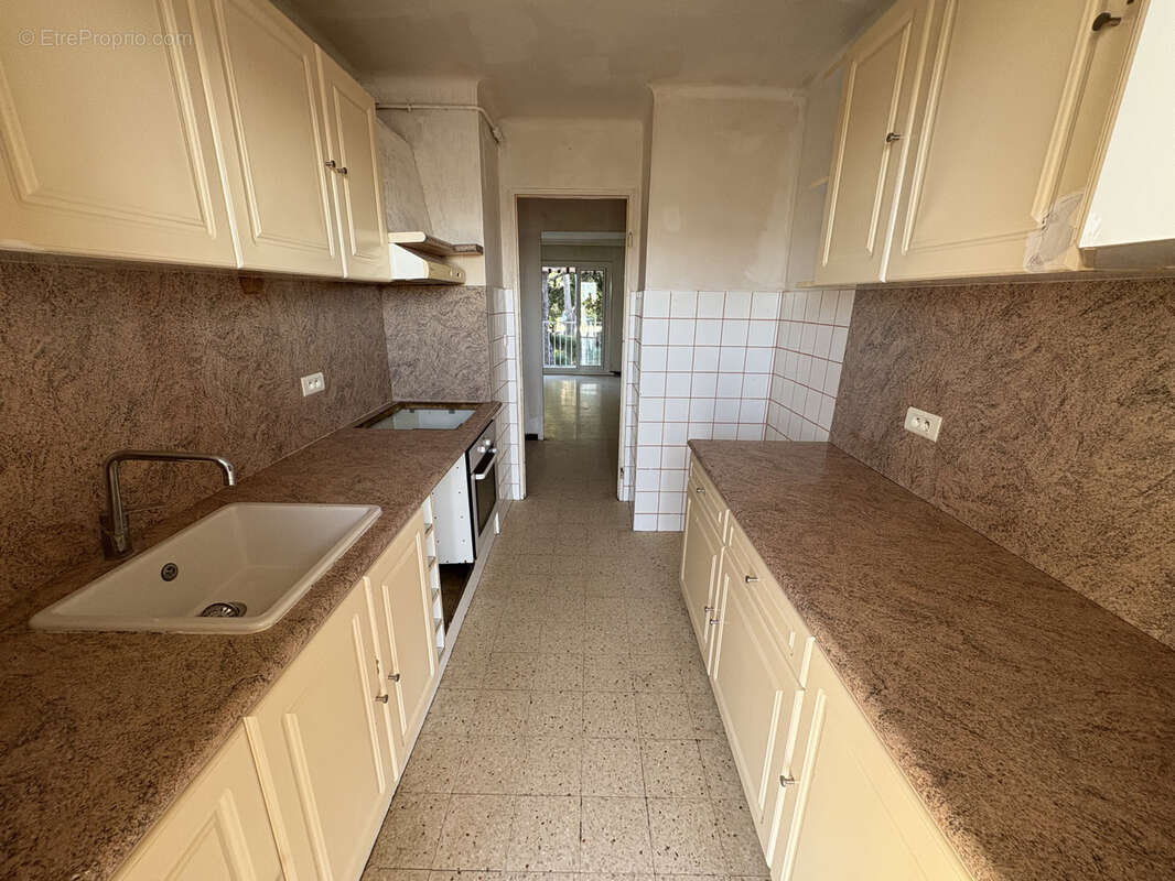 Appartement à MARSEILLE-12E