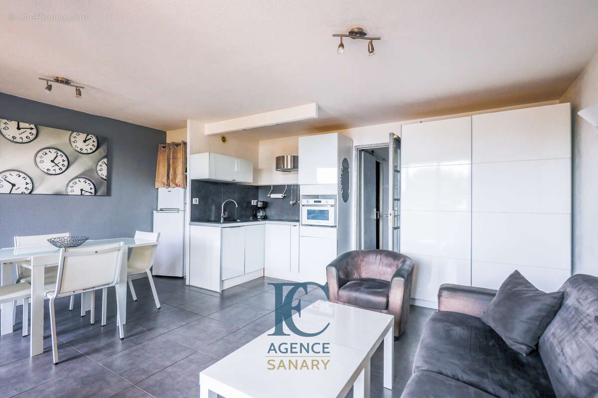 Appartement à SANARY-SUR-MER