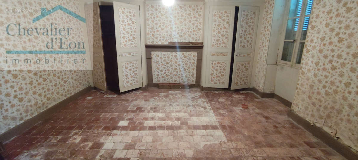 Maison à COUSSEGREY