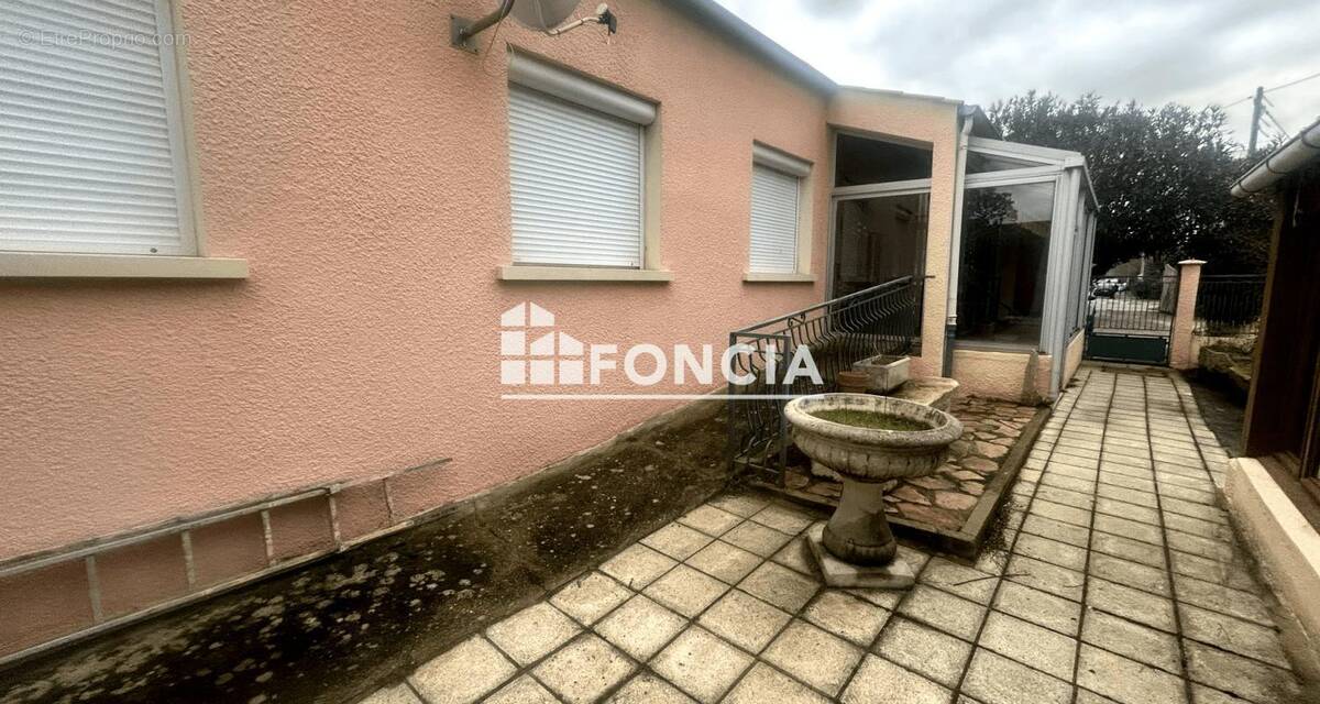 Maison à MONTELIMAR