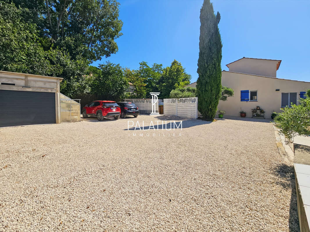 Maison à MERINDOL