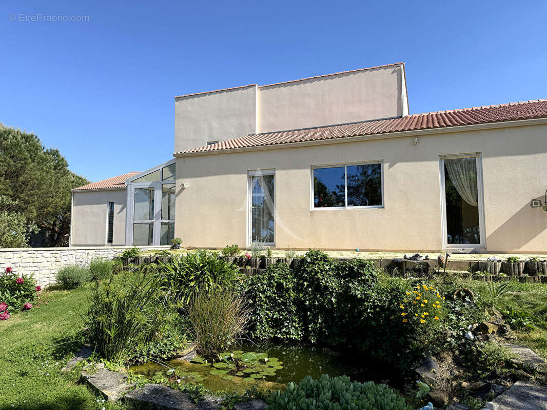 Maison à LA JONCHERE