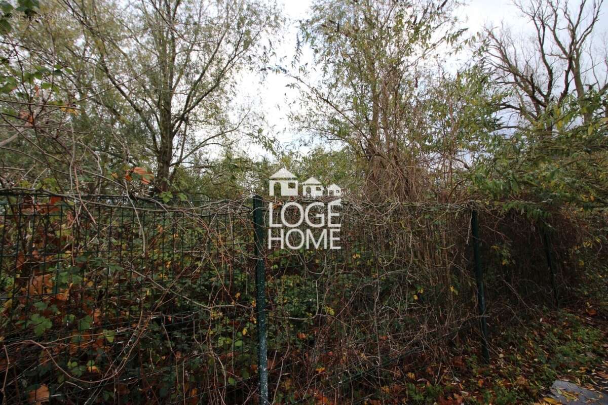 Terrain à WATTRELOS