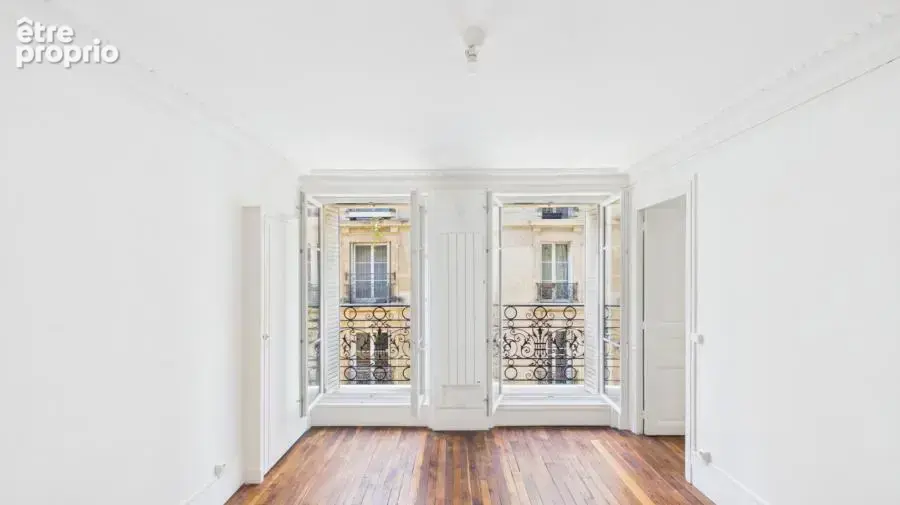 Appartement 2 pièces 35 m² à vendre à Paris-18e (75018) - photo 2