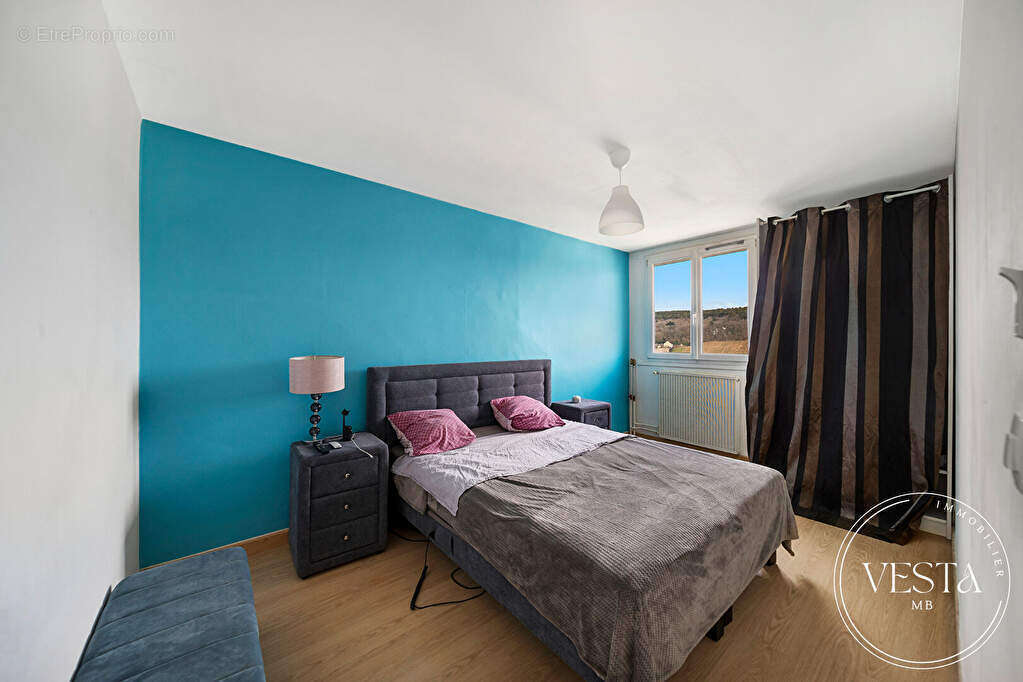 Appartement à CHENOVE