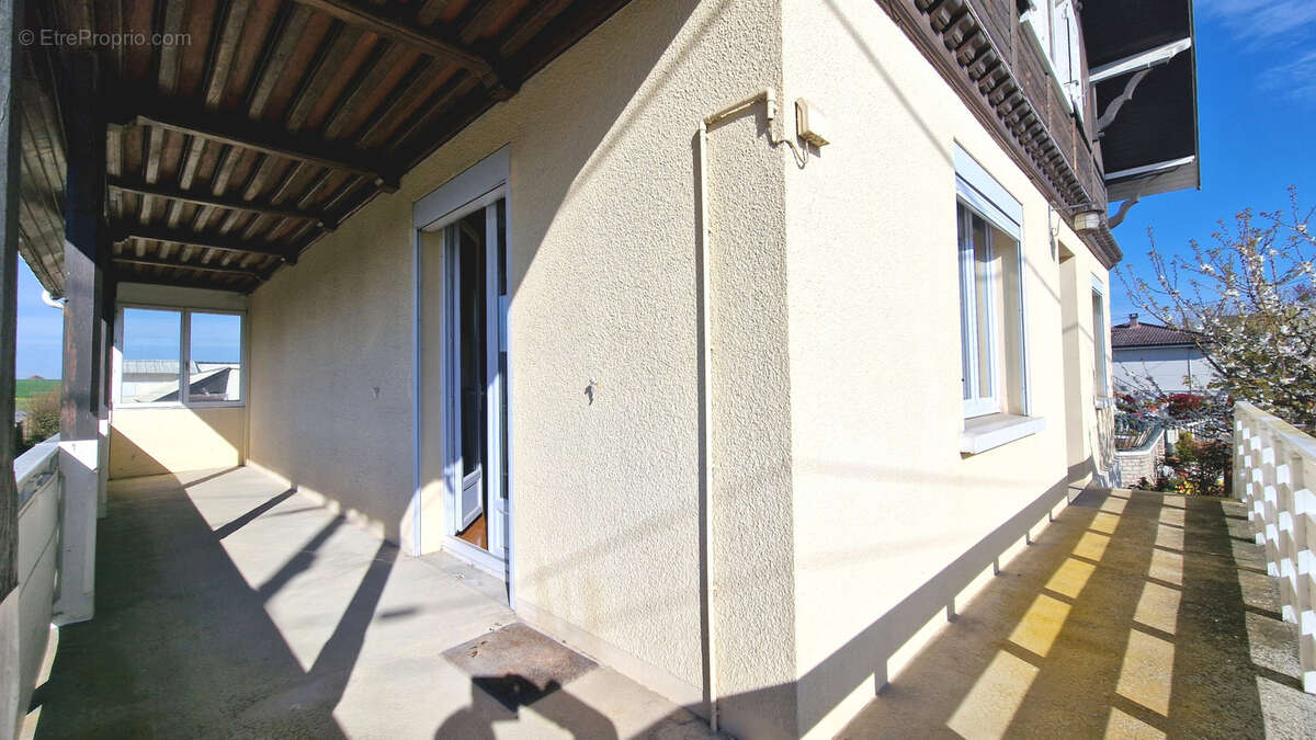 Maison à SAINT-ANDRE-LES-VERGERS