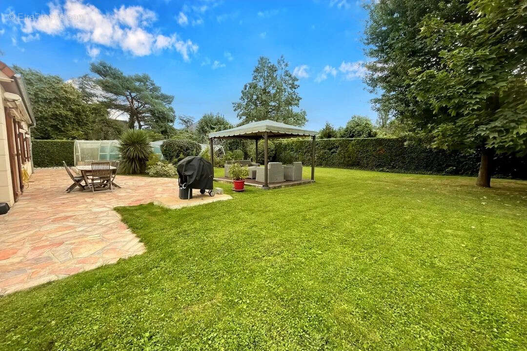 Maison à VILLIERS-SUR-MORIN