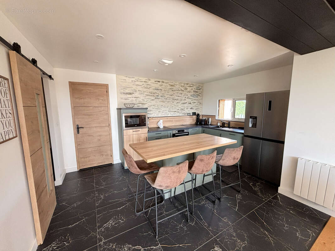 Maison à SAINT-MELAINE-SUR-AUBANCE