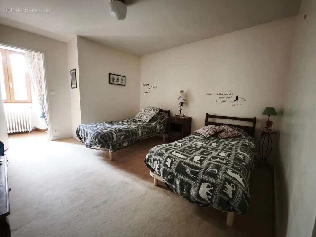 Maison 4 chambres et studio independant - jaunay marigny - photo 13