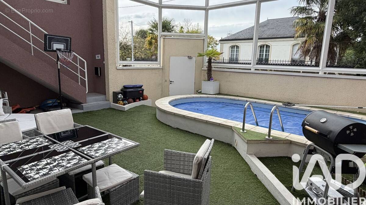 Photo 1 - Maison à CHENNEVIERES-SUR-MARNE