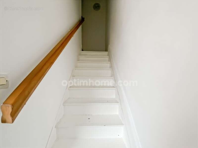 Maison à LA NEUVILLE-BOSMONT