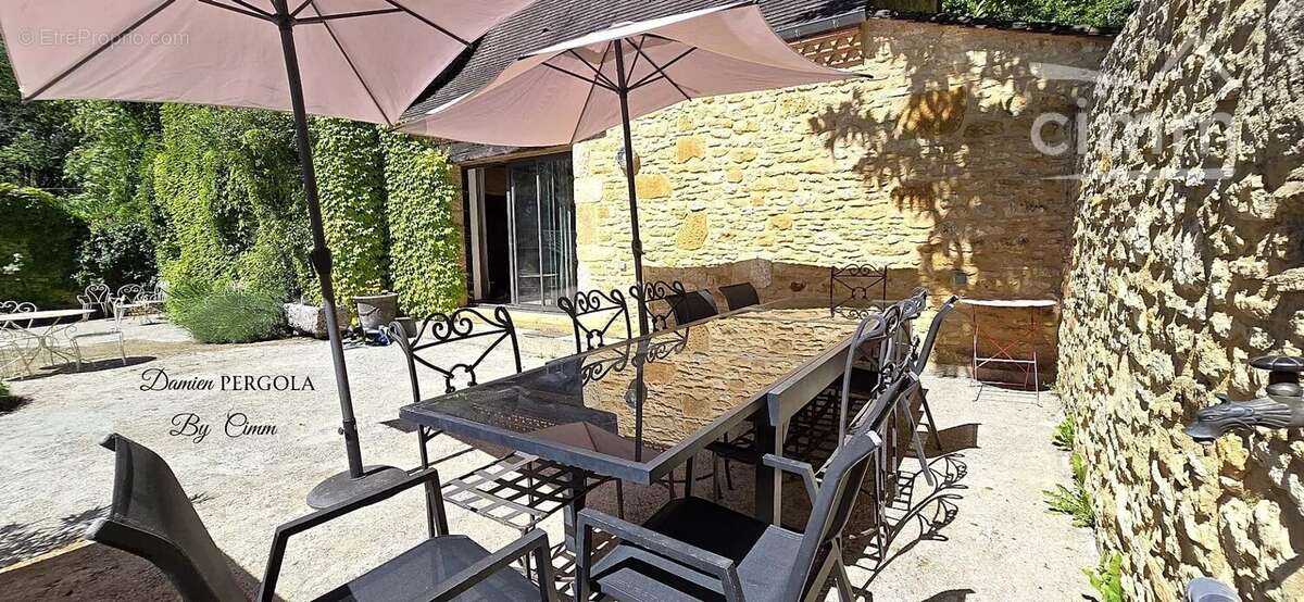 Maison à MONTIGNAC